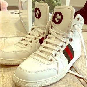 Gucci Men’s long white sneakers! 100% Authentic!